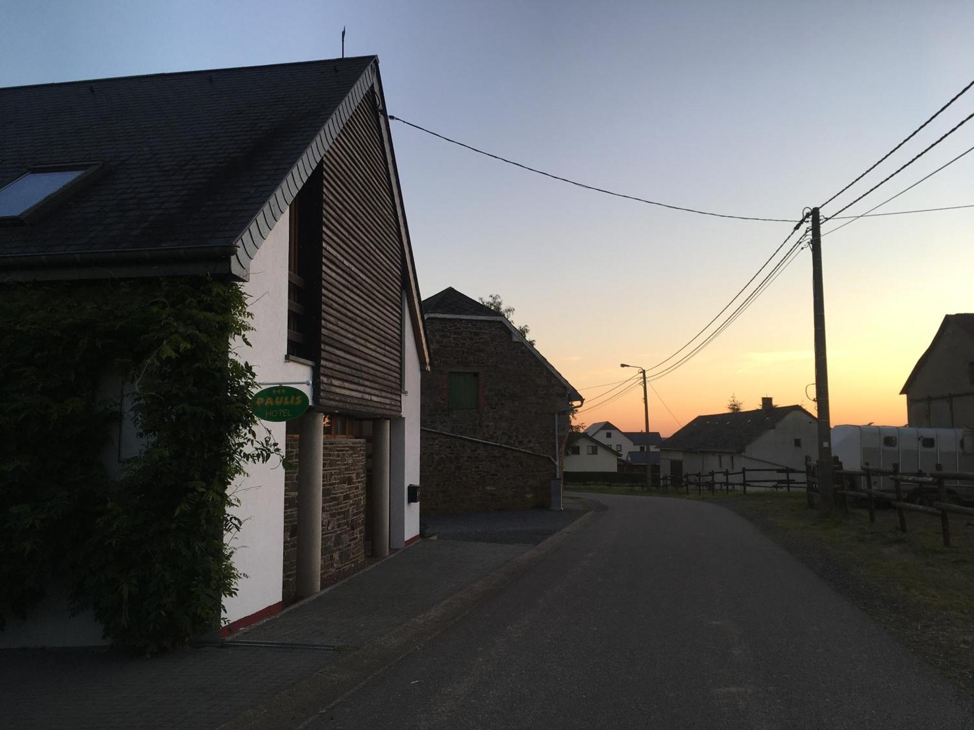Paulis Cozy 4-Bedroom Vacation Home - With 4 Bathrooms Sun Terrace & Sauna, Nice To Hike & Bike, To Chil & Meet Bullange Exterior photo